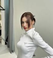 麻豆啊传媒app黄版-领略创意新视角，成人影像平台的两面性探究